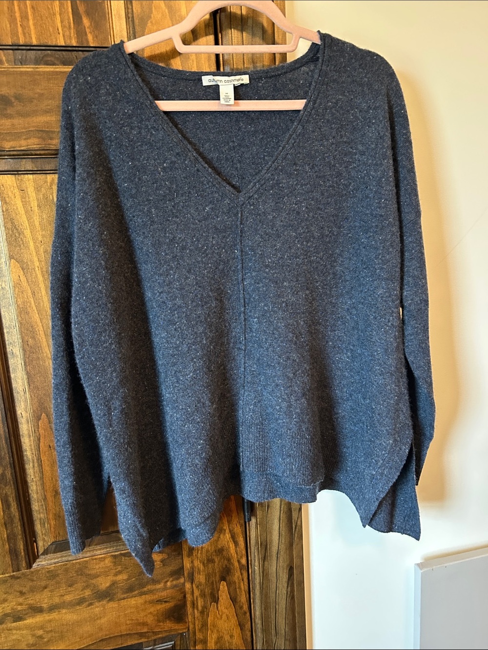 Autumn Cashmere Dark Blue V-Neck Cashmere Sweater